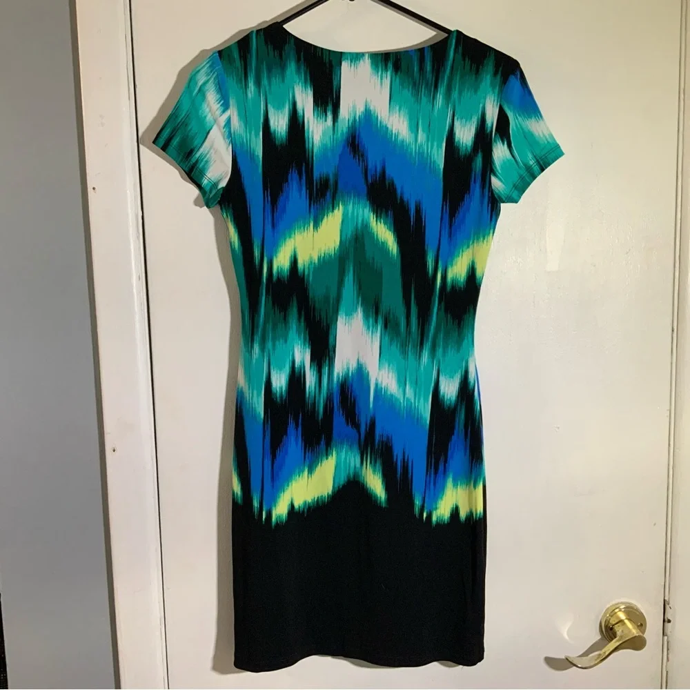 J-Lo Zig Zag Colorful Bodycon Cap Sleeve Mini Dress SZ XS - Picture 10 of 11